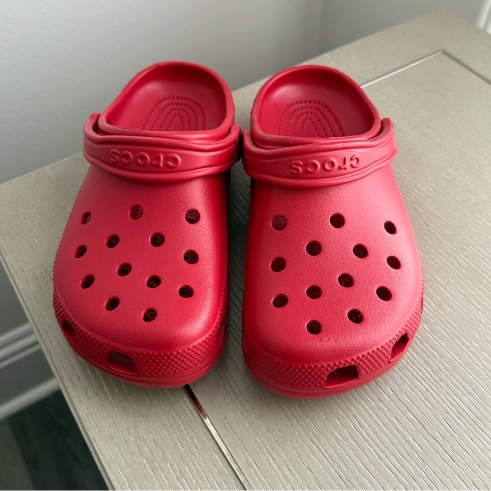 Crocs Classic Clog - Red